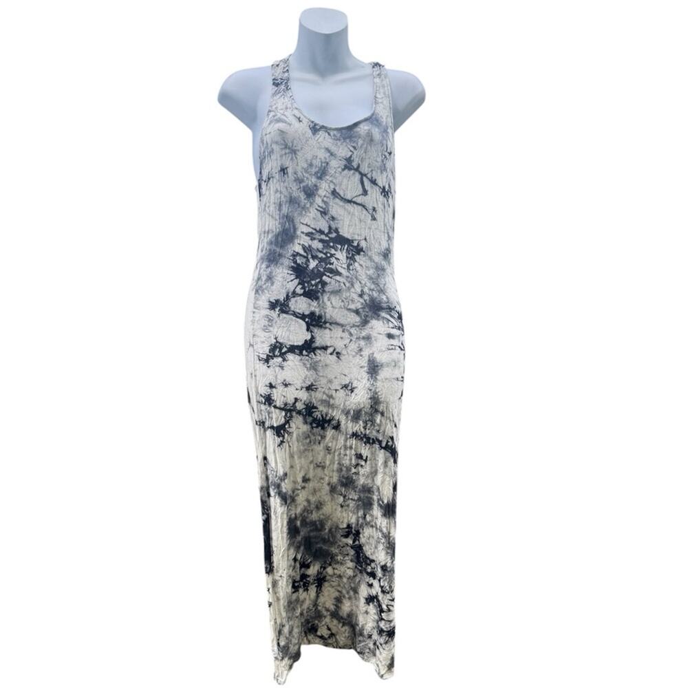 Petit Gâteau Elegant Black and White Tie-Dye Maxi Dress